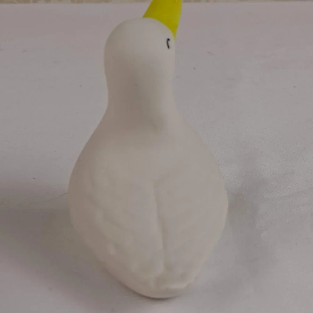 Highbank Porcelain Medium White Duck Figurine #S008 Lochgilphead Scotland